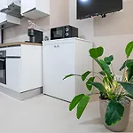 Apartamento Giulini 5 *