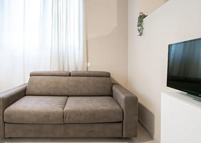 Giulini 5 - B Διαμέρισμα