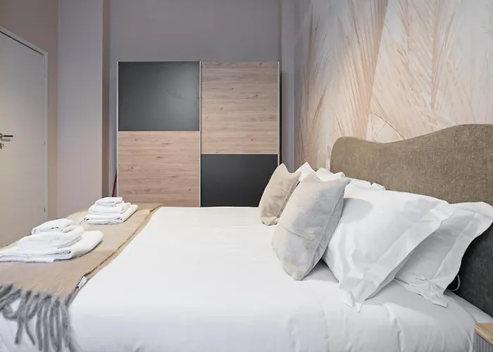 Giulini 5 - B Διαμέρισμα *